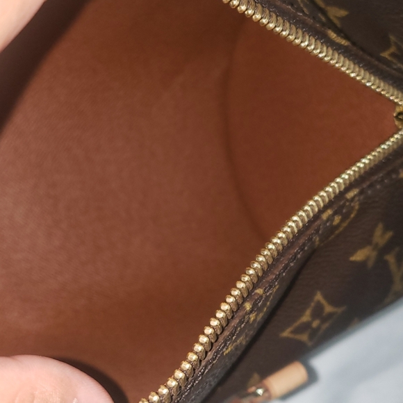 Louis Vuitton Papillon - Picture 14 of 16